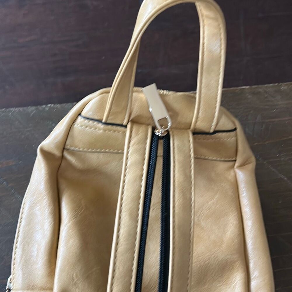 Highly Functional, Beautiful‎ Mini-Backpack/Adjus… - image 6